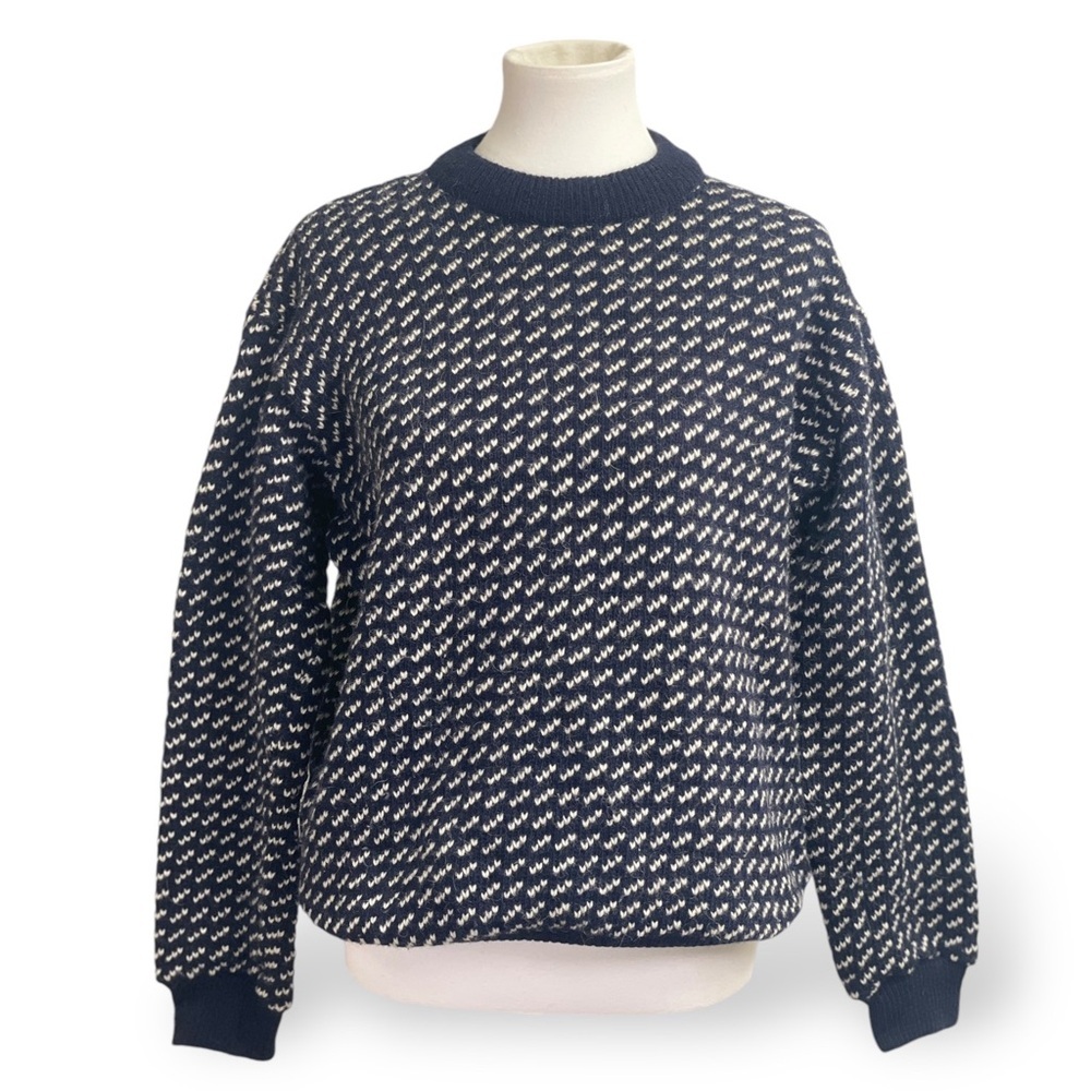 Vintage L.L. Bean Navy and White Wool Crewneck Sweater